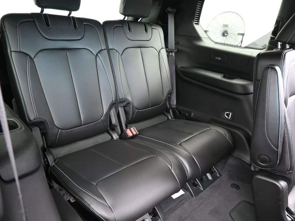 Used 2025 Jeep Grand Cherokee L Limited image 41