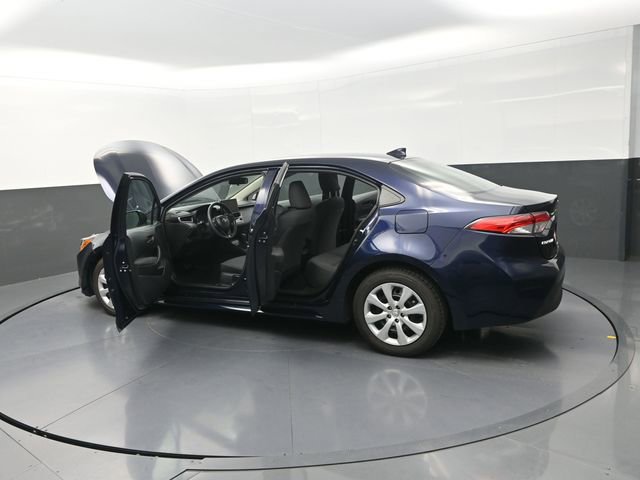 Used 2024 Toyota Corolla LE FWD image 12