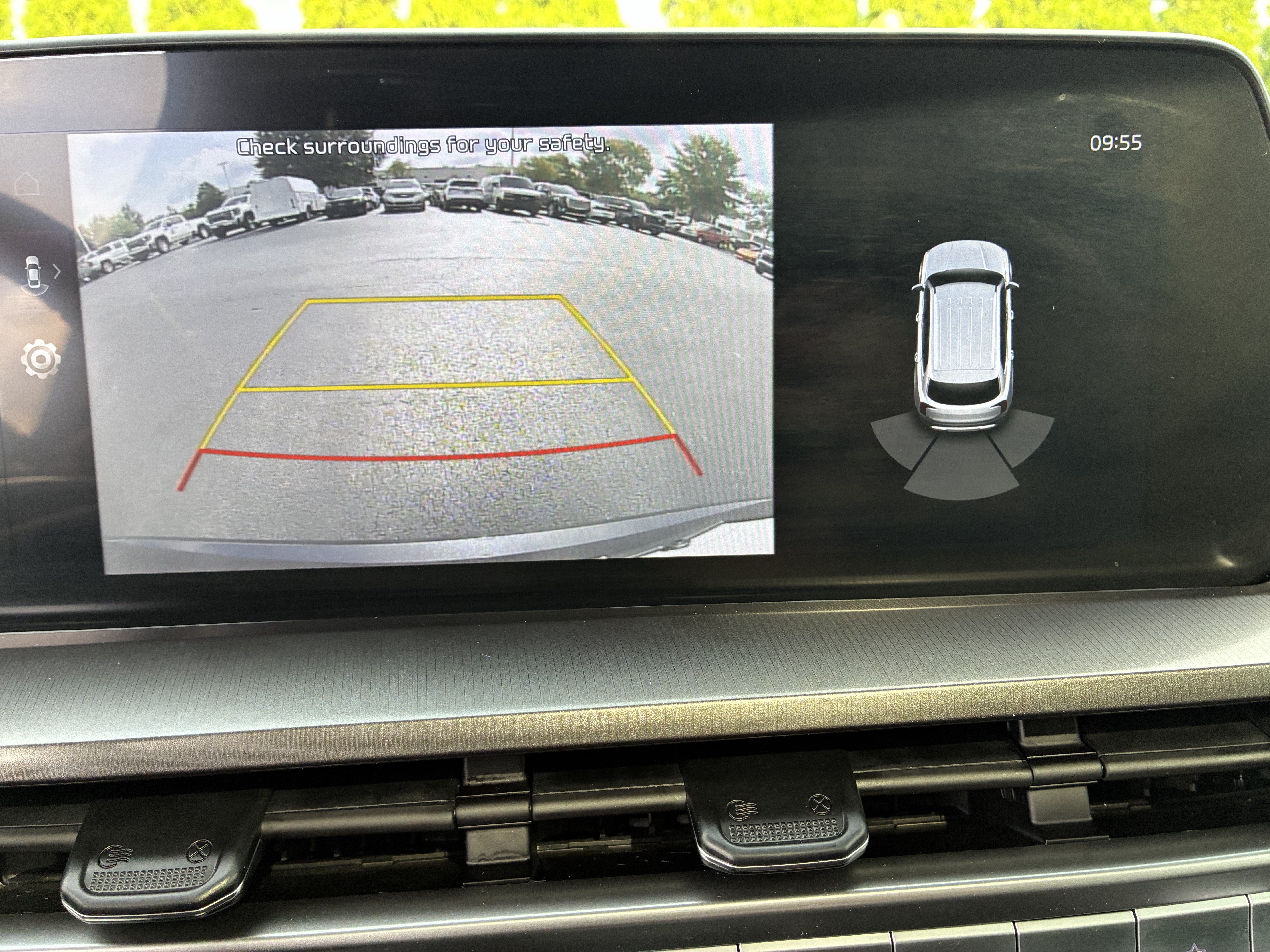 Used 2025 Kia Telluride S FWD image 33