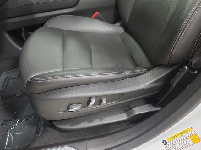 Certified 2022 Cadillac XT5 Premium Luxury image 26