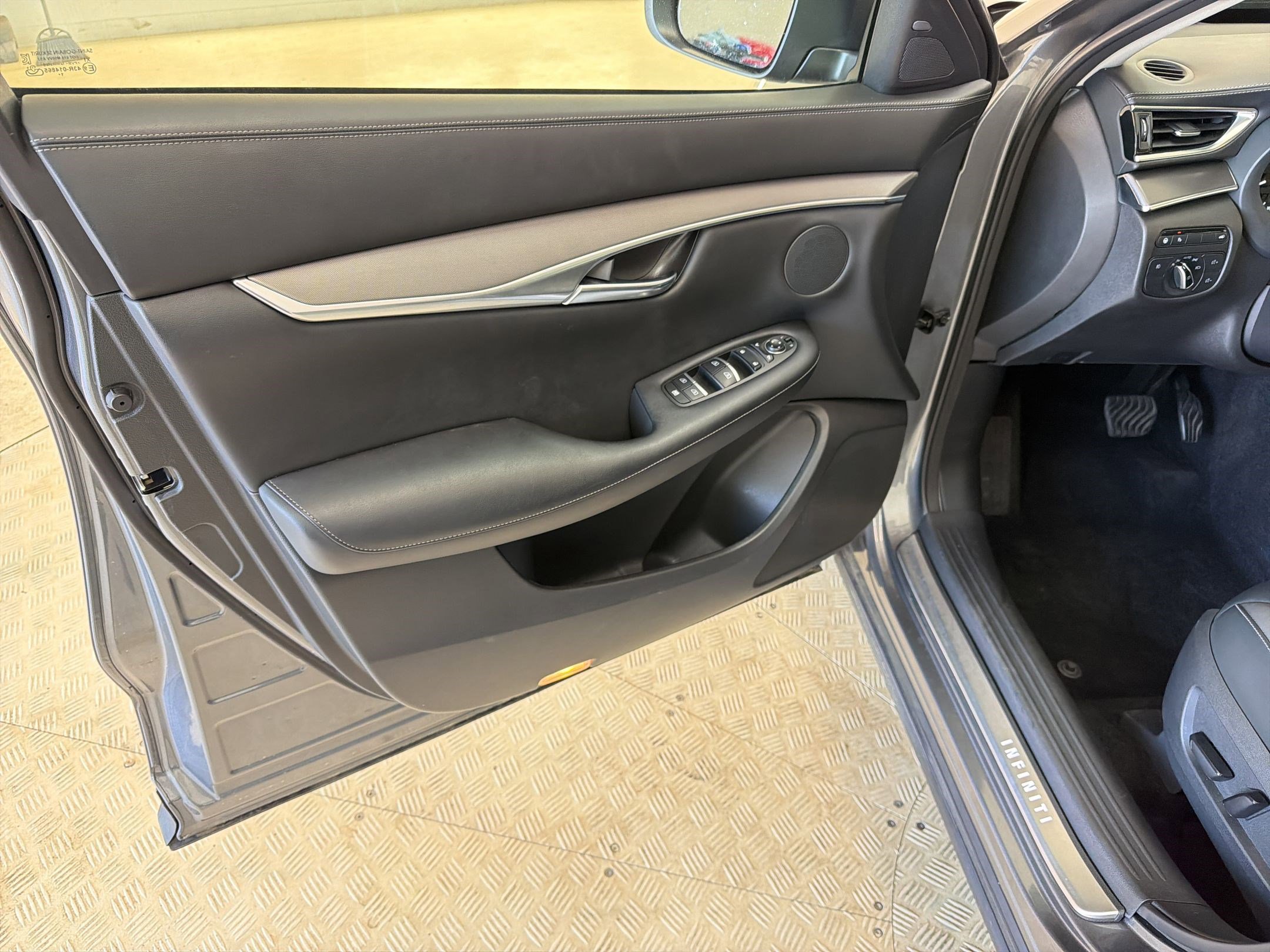 Used 2022 INFINITI QX50 Luxe image 13
