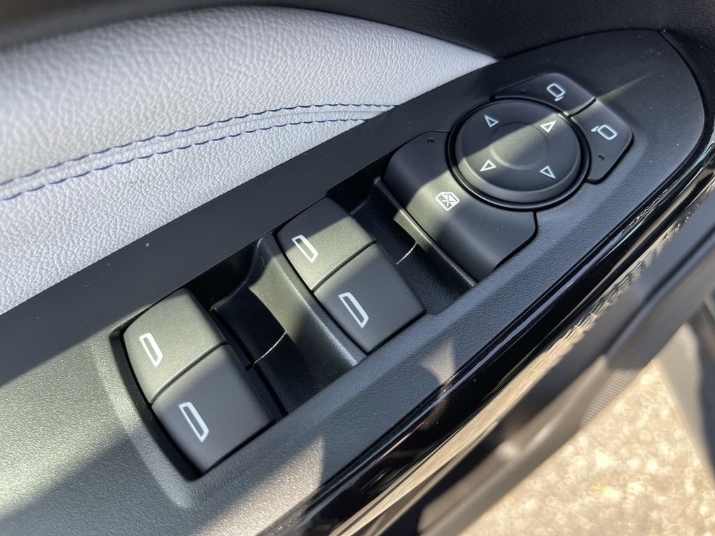 New 2026 Chevrolet Trax LT w/ LT Convenience Package FWD image 13