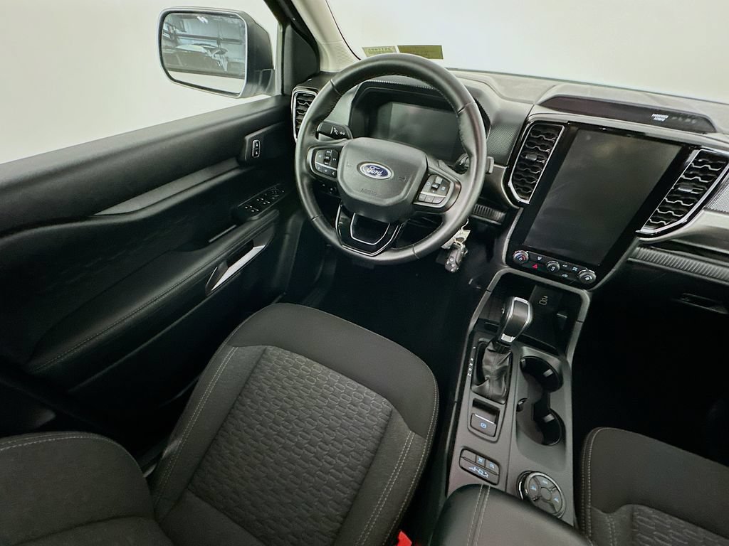 Used 2025 Ford Ranger XLT w/ FX4 Off-Road Package AWD/4WD image 9