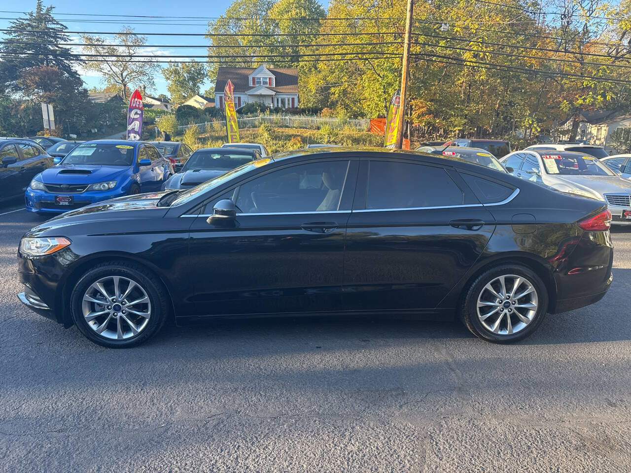 Used 2017 Ford Fusion SE image 8