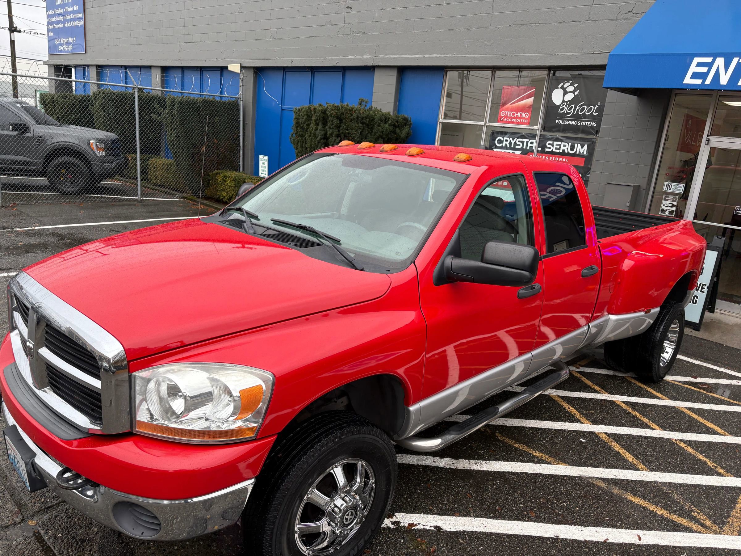 Used 2006 Dodge Ram 3500 Truck SLT image 9