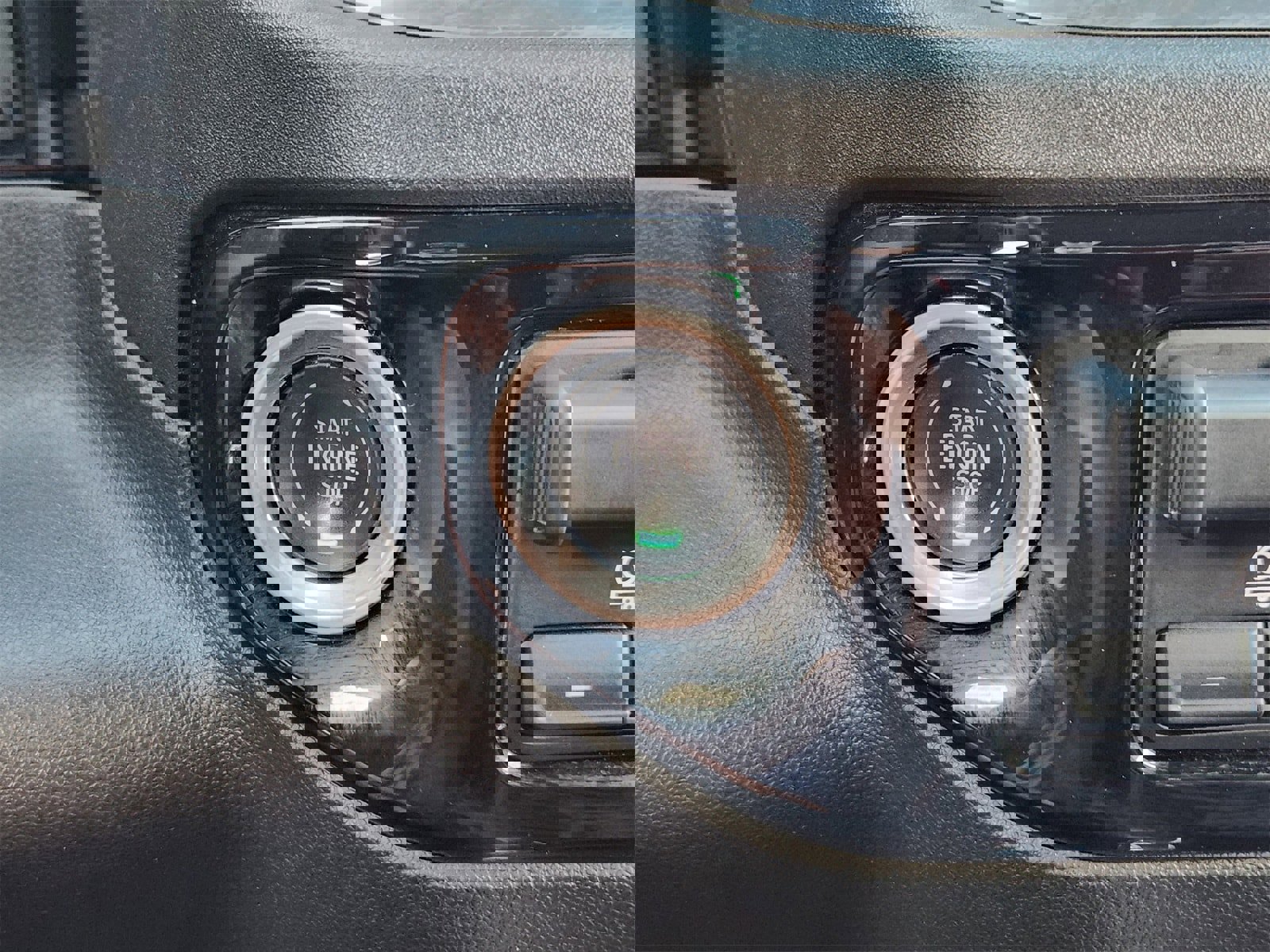 Used 2023 Chevrolet Silverado 1500 RST image 29