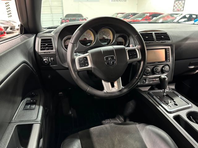 Used 2014 Dodge Challenger R/T RWD image 21