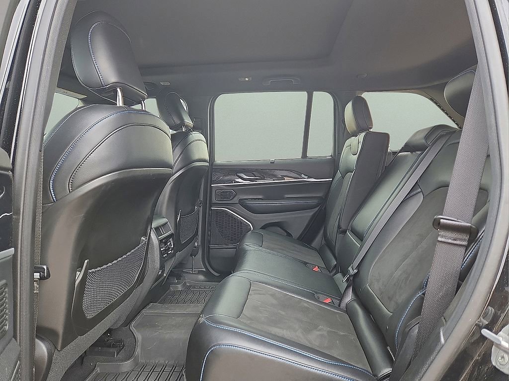 Used 2022 Jeep Grand Cherokee Trailhawk w/ Advanced Protech Group II image 16