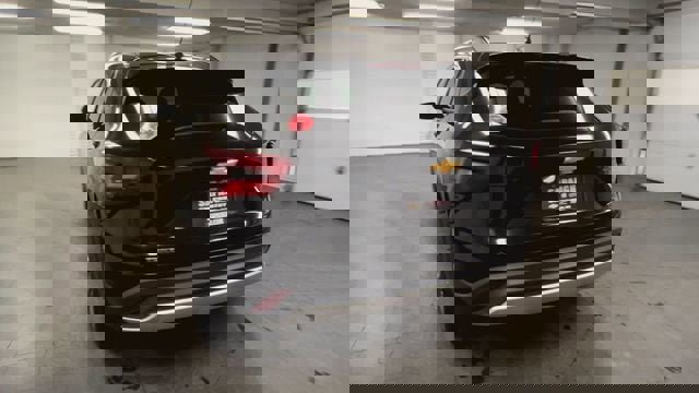 Certified 2025 Chevrolet Trax LT w/ LT Convenience Package image 7