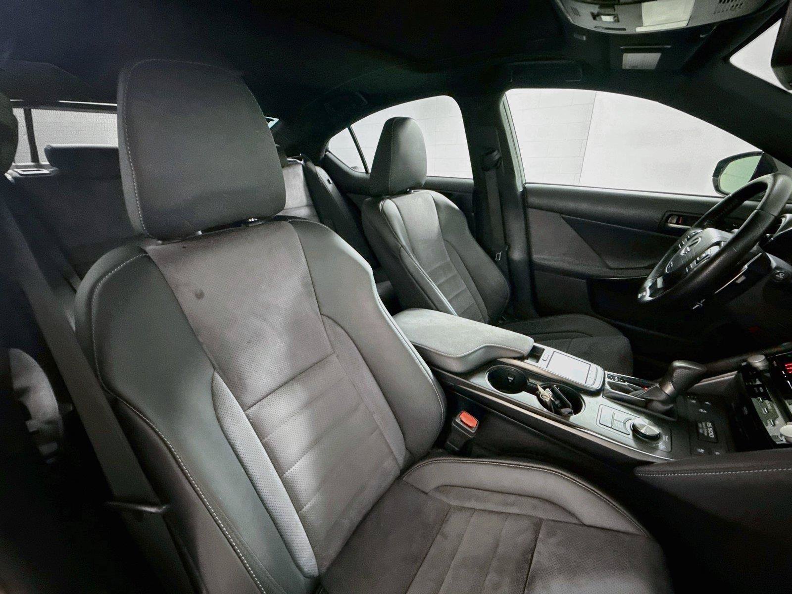 Used 2022 Lexus IS 500 w/ Accessory Package RWD image 14