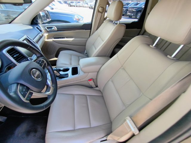 Used 2016 Jeep Grand Cherokee Limited w/ Trailer Tow Group IV RWD image 79