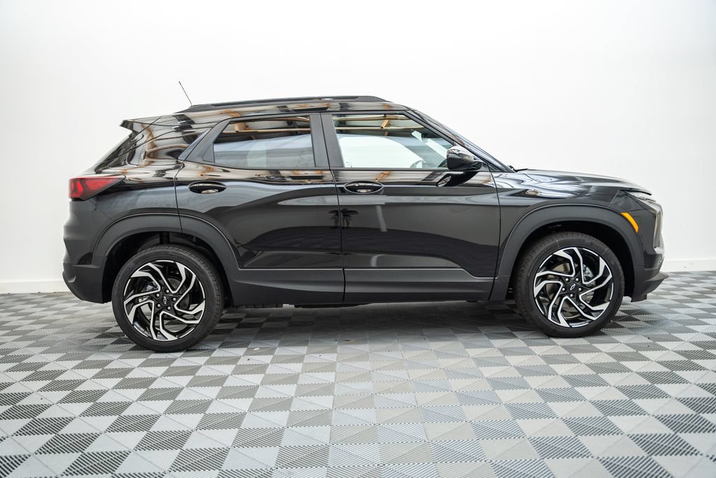 New 2026 Chevrolet TrailBlazer RS w/ Convenience Package AWD/4WD image 4