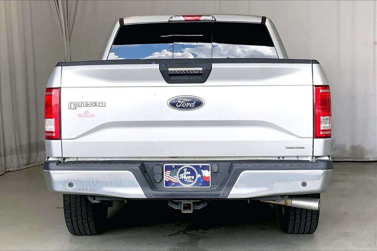 Used 2016 Ford F150 XLT w/ Equipment Group 302A Luxury RWD image 4