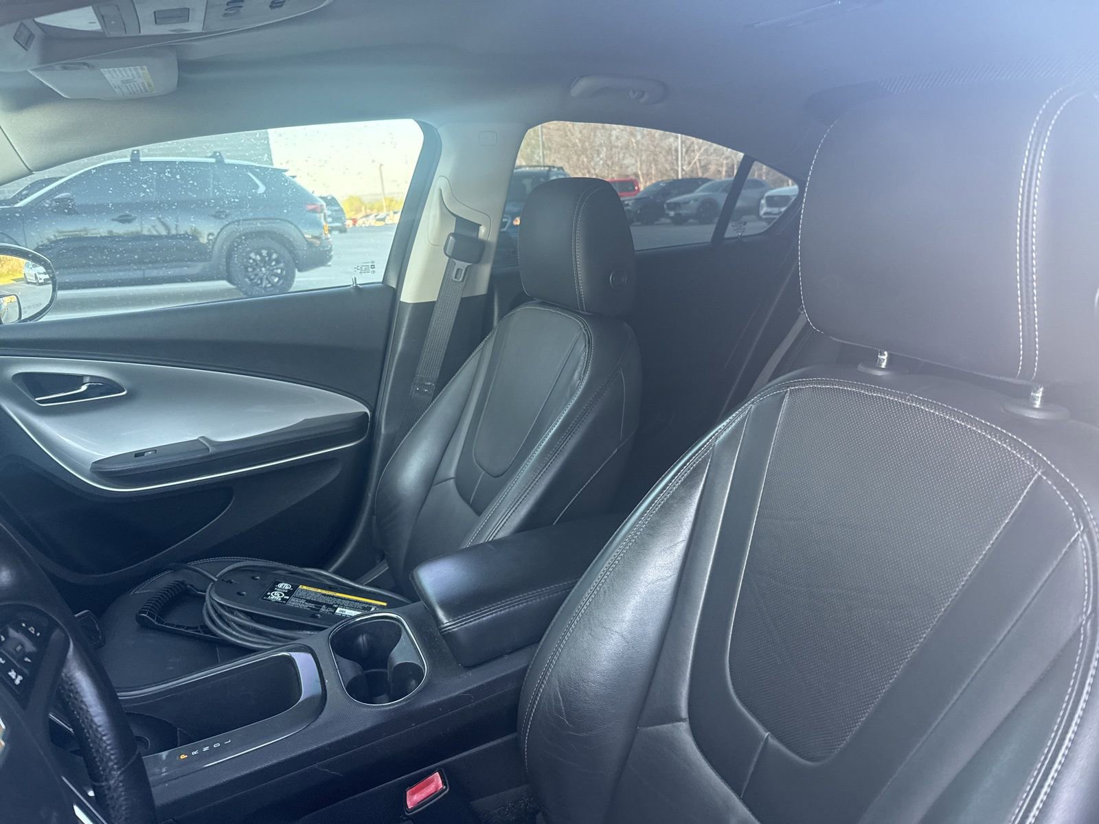 Used 2012 Chevrolet Volt Premium w/ Premium Trim Package image 9