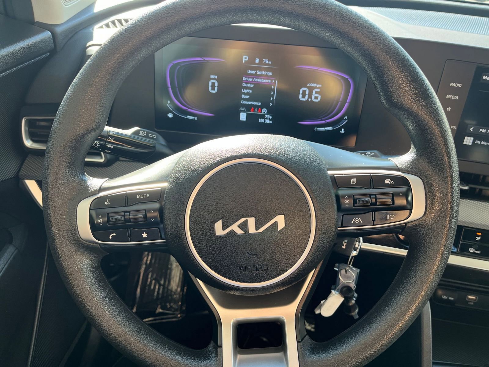 Used 2025 Kia Sportage LX image 28