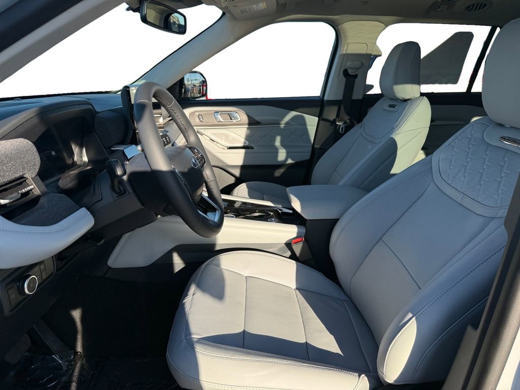 New 2026 Ford Explorer Platinum w/ LUX Leather Package image 10