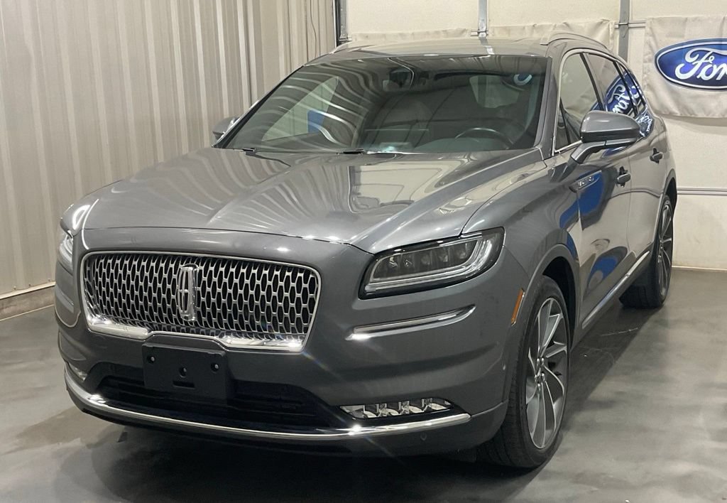 Used 2023 Lincoln Nautilus Reserve w/ Equipment Group 202A AWD/4WD image 4