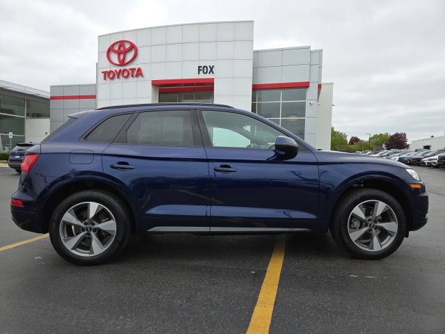 Used 2020 Audi Q5 2.0T Premium w/ Titanium Sport Package AWD/4WD image 10