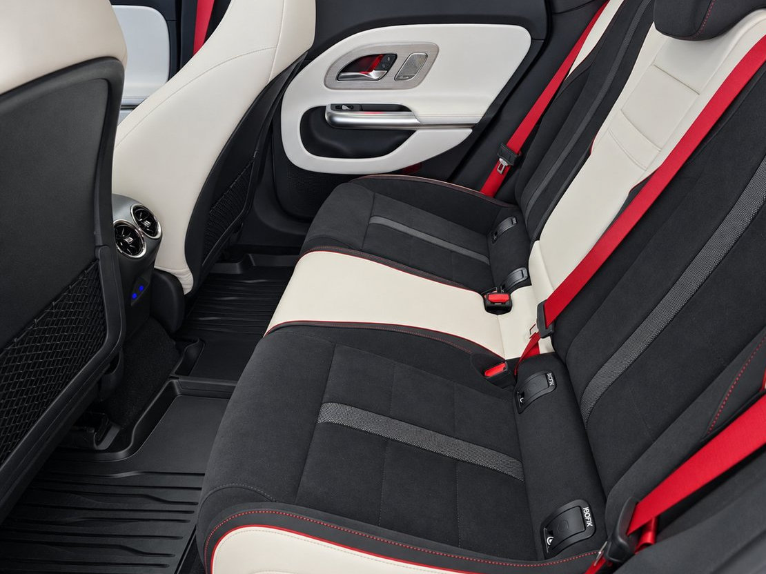 New 2027 Mercedes-Benz CLA 350 image 26