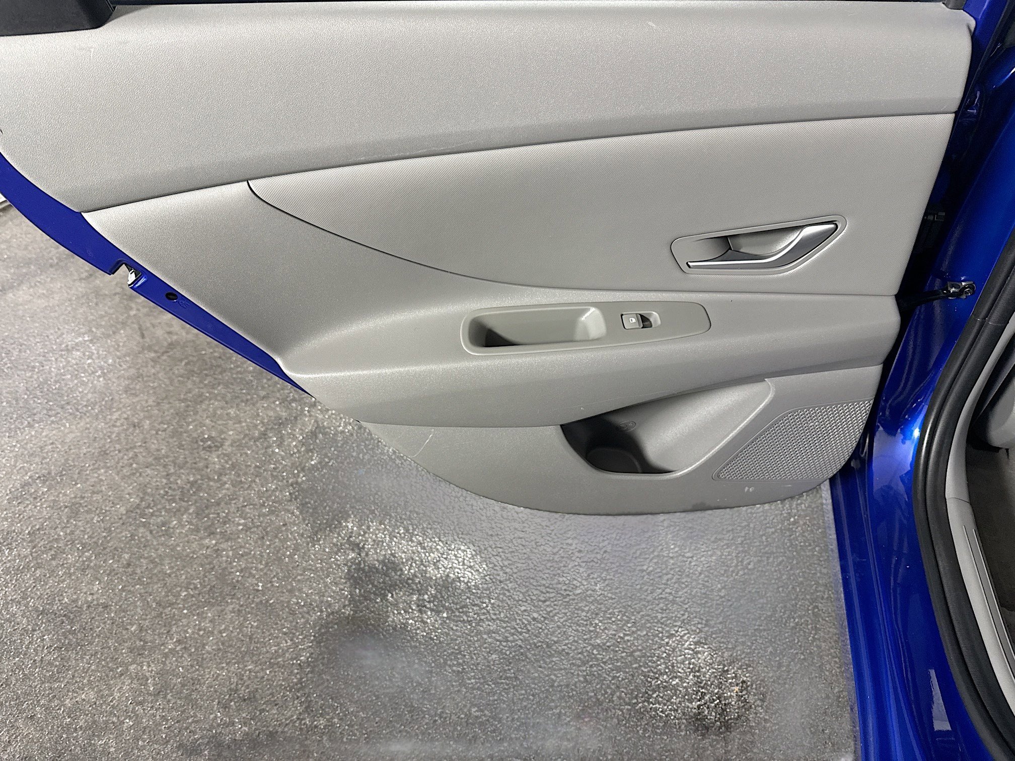 Used 2021 Hyundai Elantra SEL w/ Convenience + Premium Package image 26