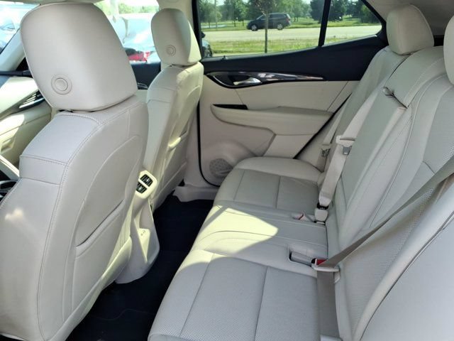 Used 2021 Buick Envision Essence AWD/4WD image 25