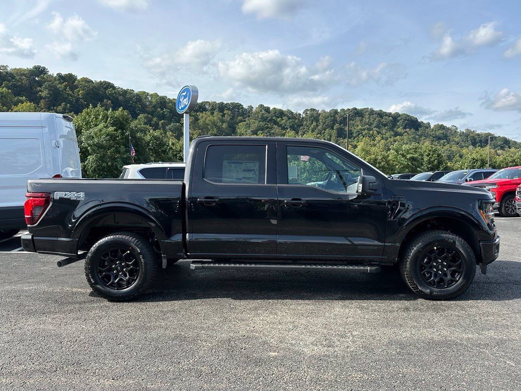 New 2026 Ford F150 XLT w/ Equipment Group 302A MID AWD/4WD image 4