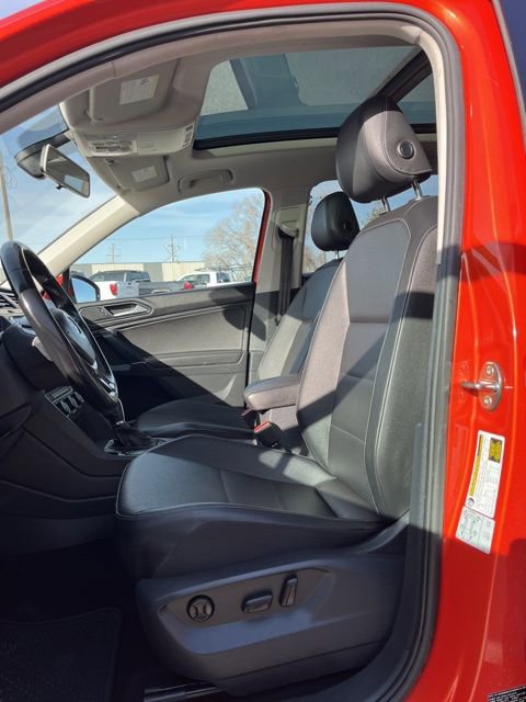 Used 2018 Volkswagen Tiguan SE image 26