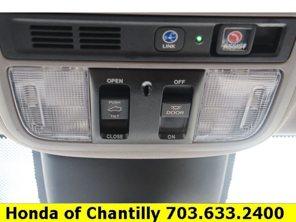 Certified 2023 Honda Odyssey Touring image 18
