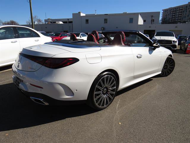 Used 2024 Mercedes-Benz CLE 450 4MATIC Cabriolet image 33