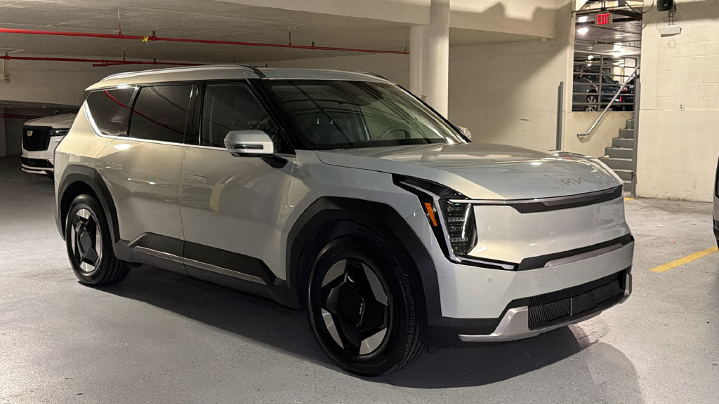 Certified 2024 Kia EV9 Wind