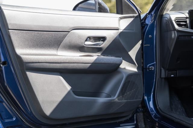 New 2026 Nissan Kicks SV image 32