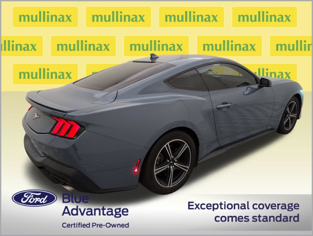 Used 2024 Ford Mustang Premium RWD image 3