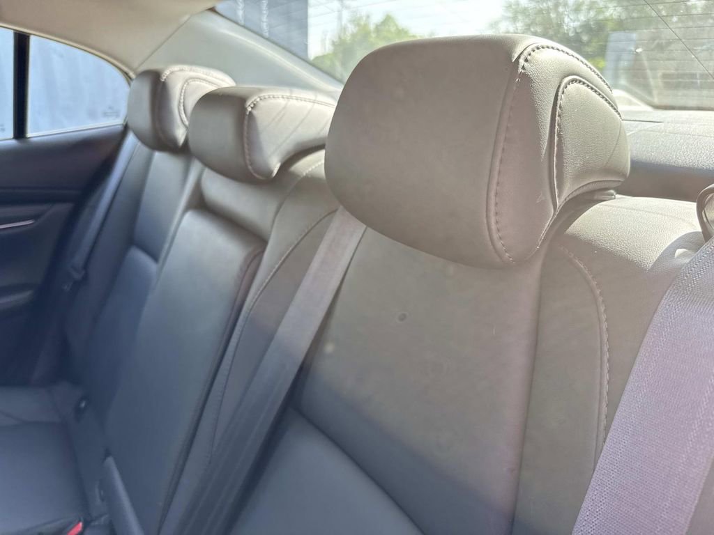 Certified 2024 MAZDA MAZDA3 s image 18