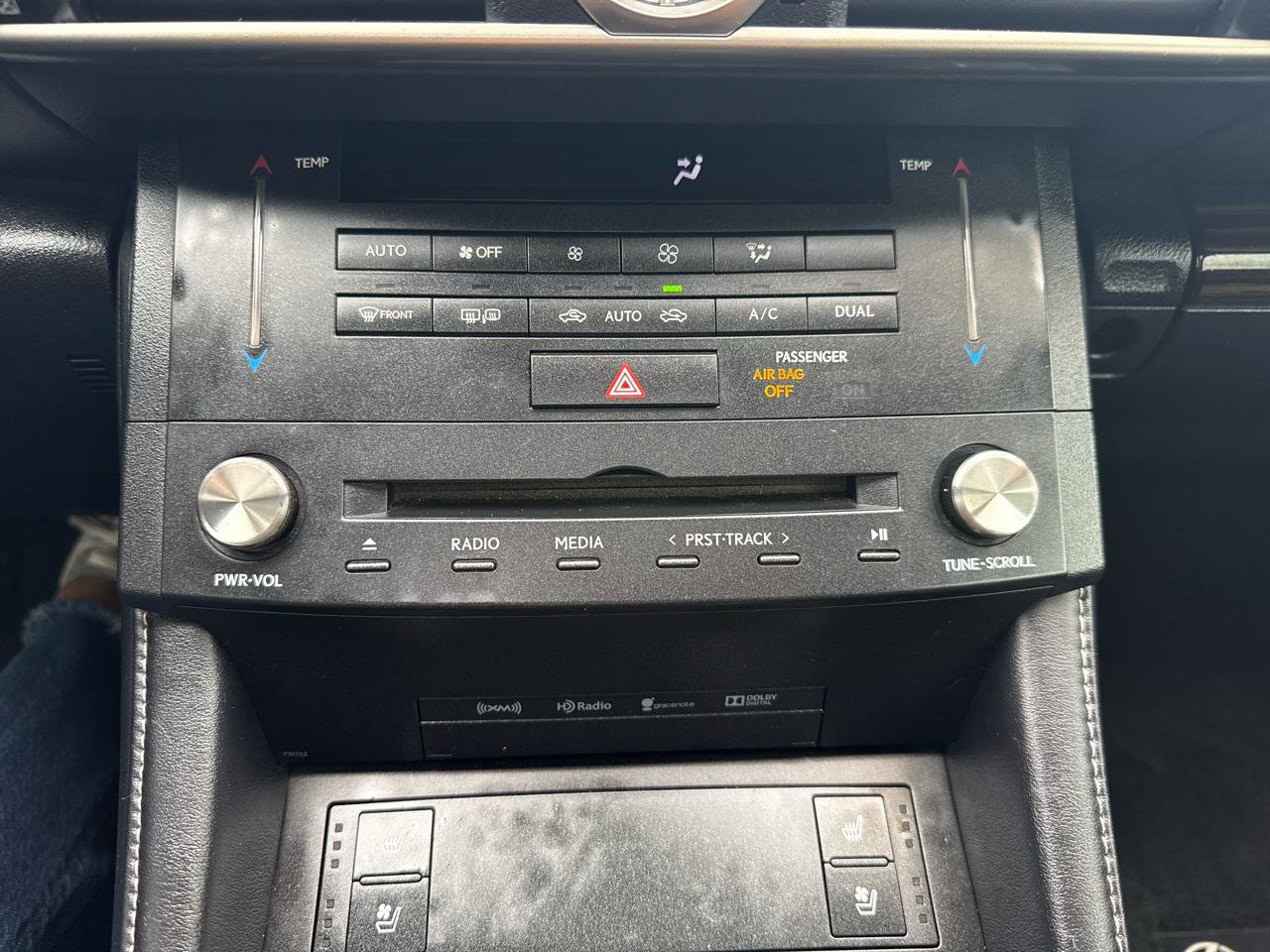 Used 2015 Lexus RC 350 w/ Navigation System Package image 21