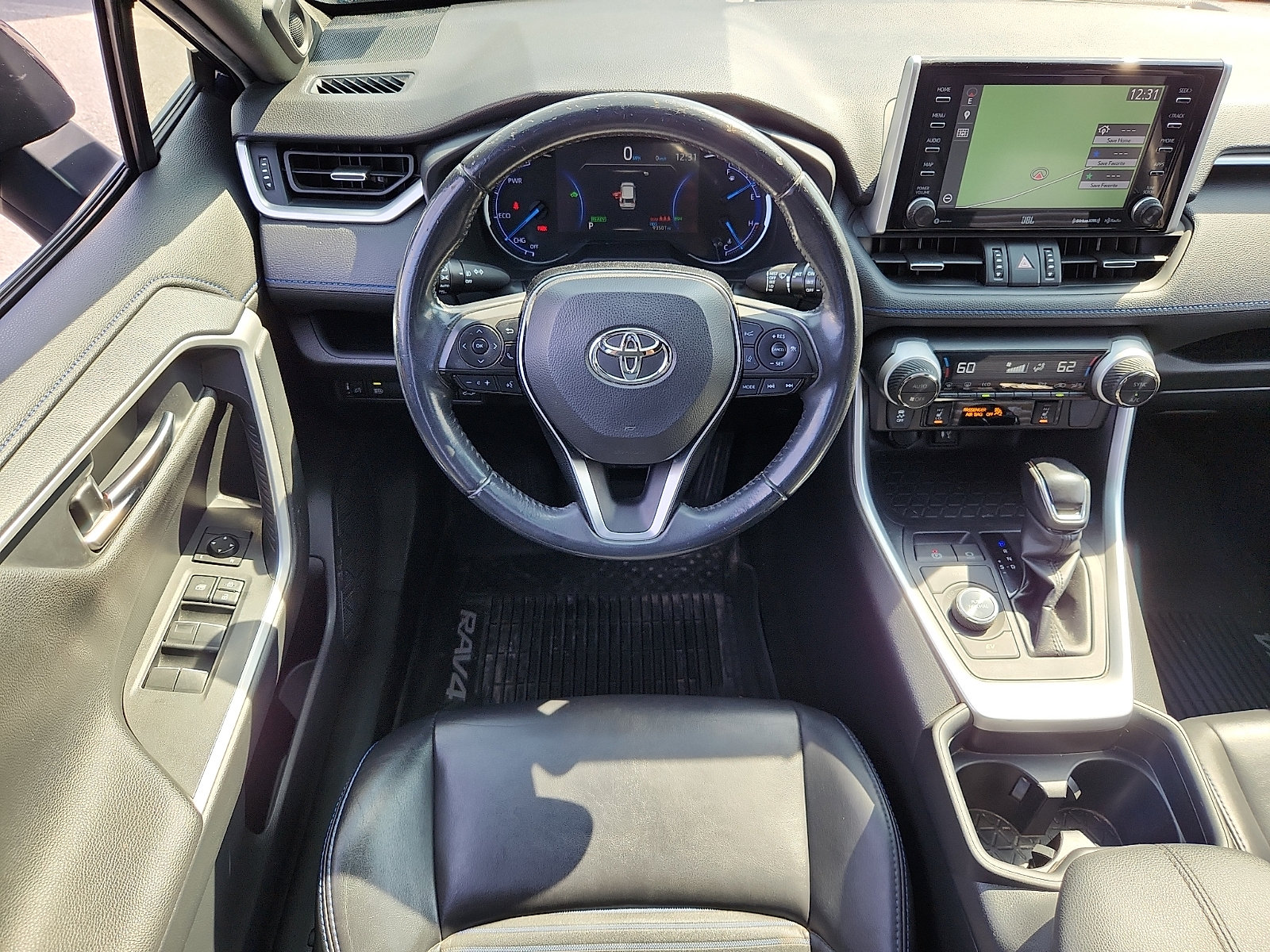 Used 2019 Toyota RAV4 XSE w/ All Weather Liner Package AWD/4WD image 11
