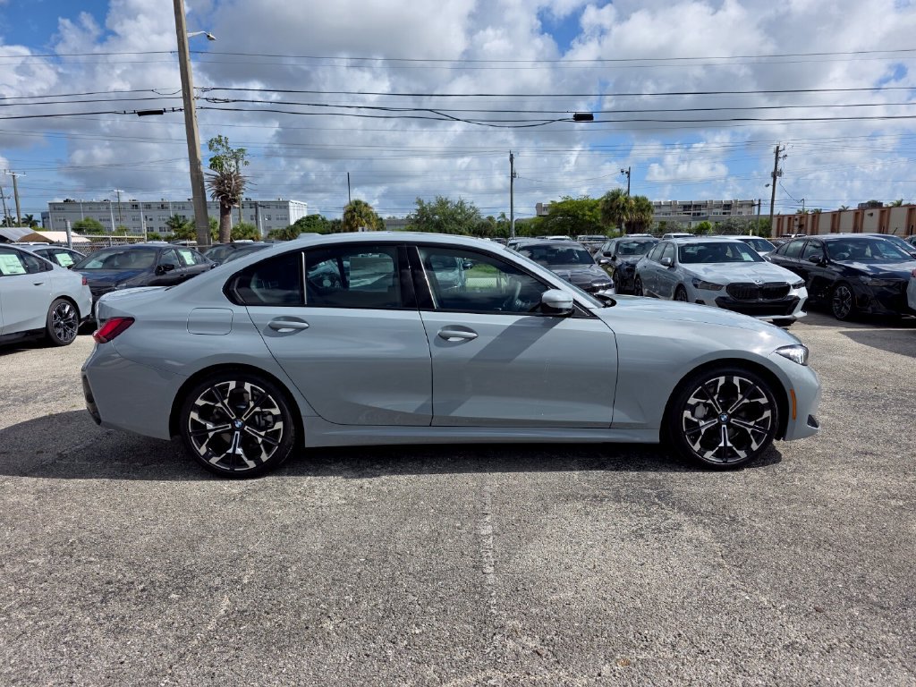 New 2026 BMW 330i Sedan w/ M Sport Package RWD image 3