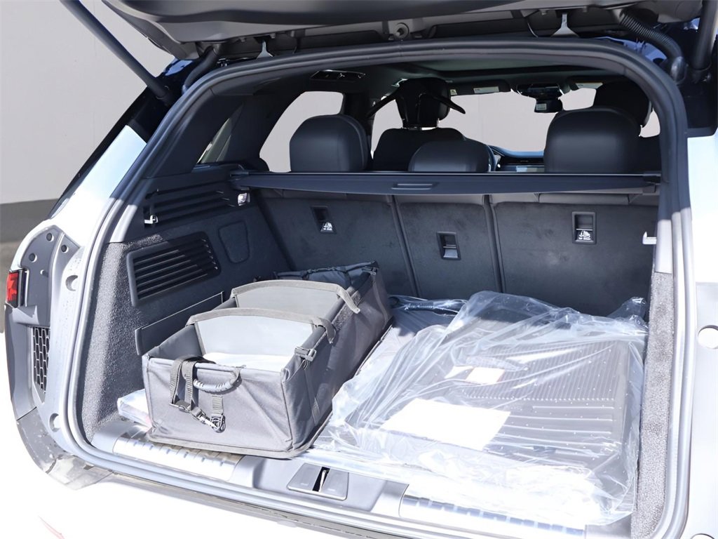 New 2025 Land Rover Range Rover Sport Dynamic SE image 32