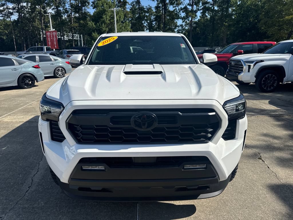 Used 2025 Toyota Tacoma TRD Sport AWD/4WD image 10