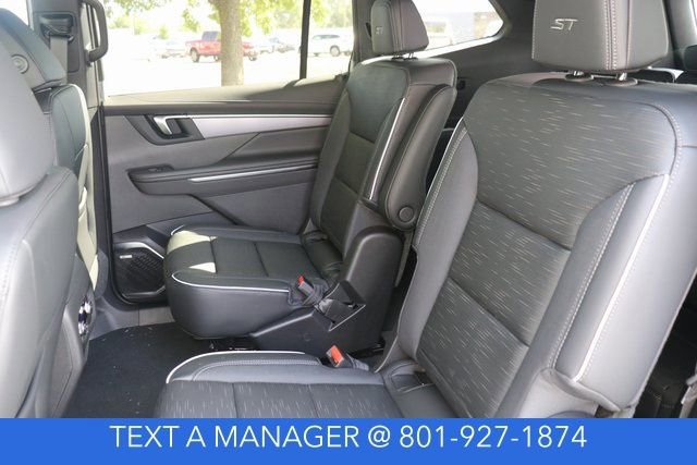 New 2026 Buick Enclave Sport Touring w/ Power Package image 17