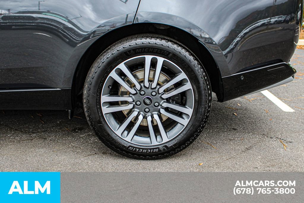 Used 2023 Land Rover Range Rover SE image 16