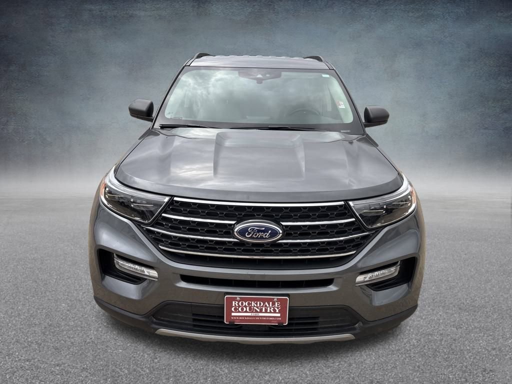 Used 2023 Ford Explorer XLT w/ Equipment Group 202A image 9