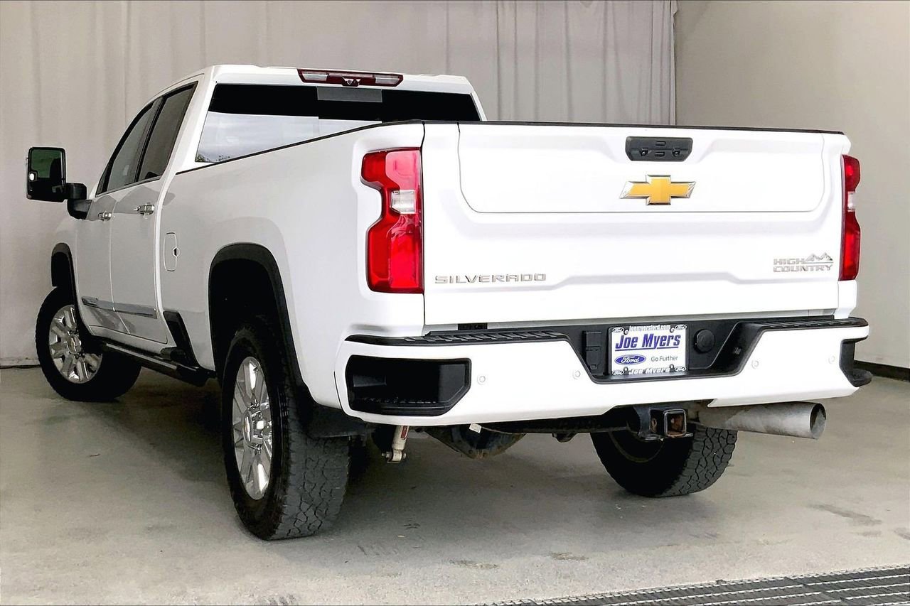 Used 2024 Chevrolet Silverado 2500 High Country w/ High Country Premium Package image 10