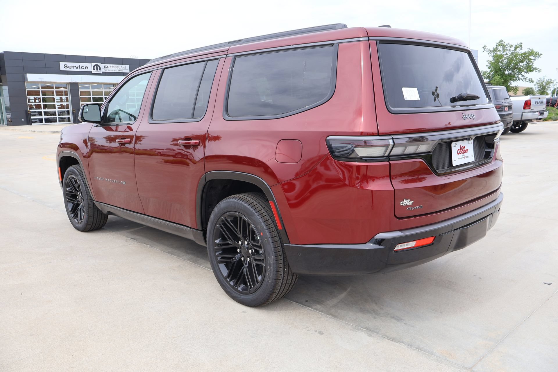 New 2026 Jeep Grand Wagoneer Limited AWD/4WD image 25