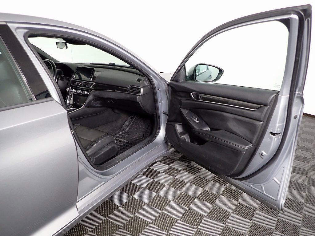 Used 2020 Honda Accord Sport image 30