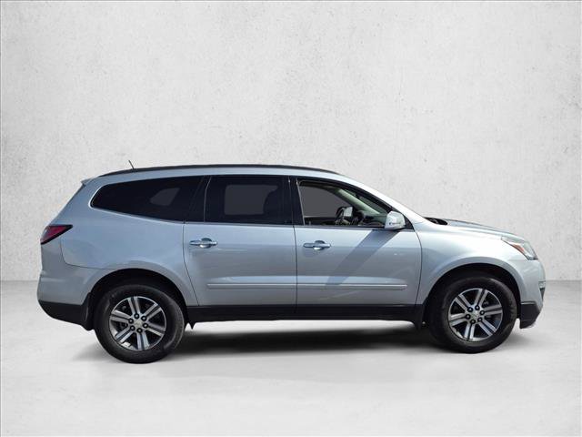 Used 2017 Chevrolet Traverse LT FWD image 4