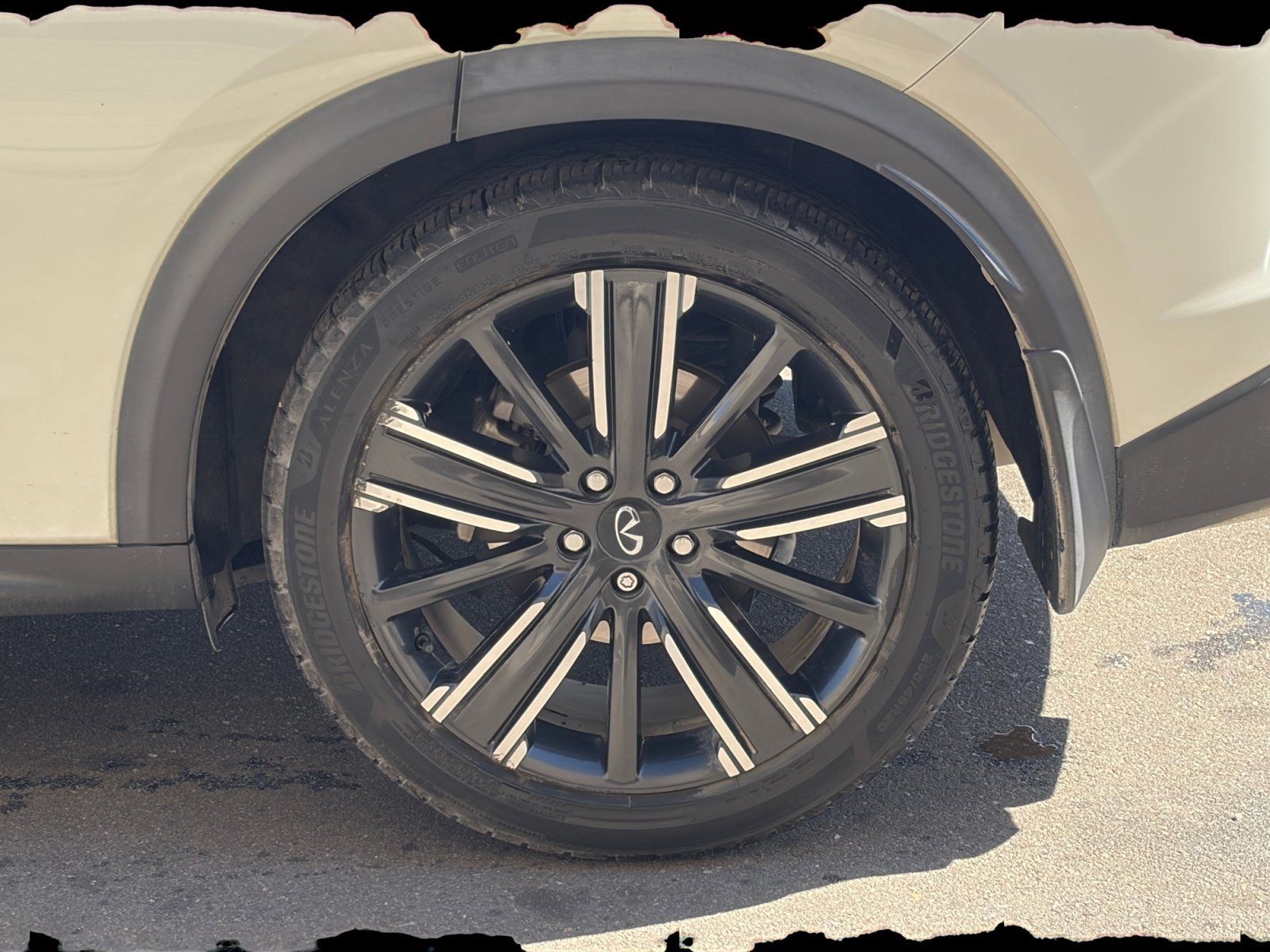 Used 2021 INFINITI QX50 Luxe w/ Appearance Package AWD/4WD image 24