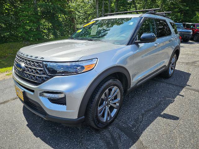 Certified 2023 Ford Explorer XLT w/ Equipment Group 202A AWD/4WD image 1