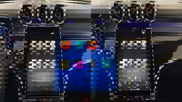 Used 2026 Mercedes-Benz GLC 300 4MATIC image 23