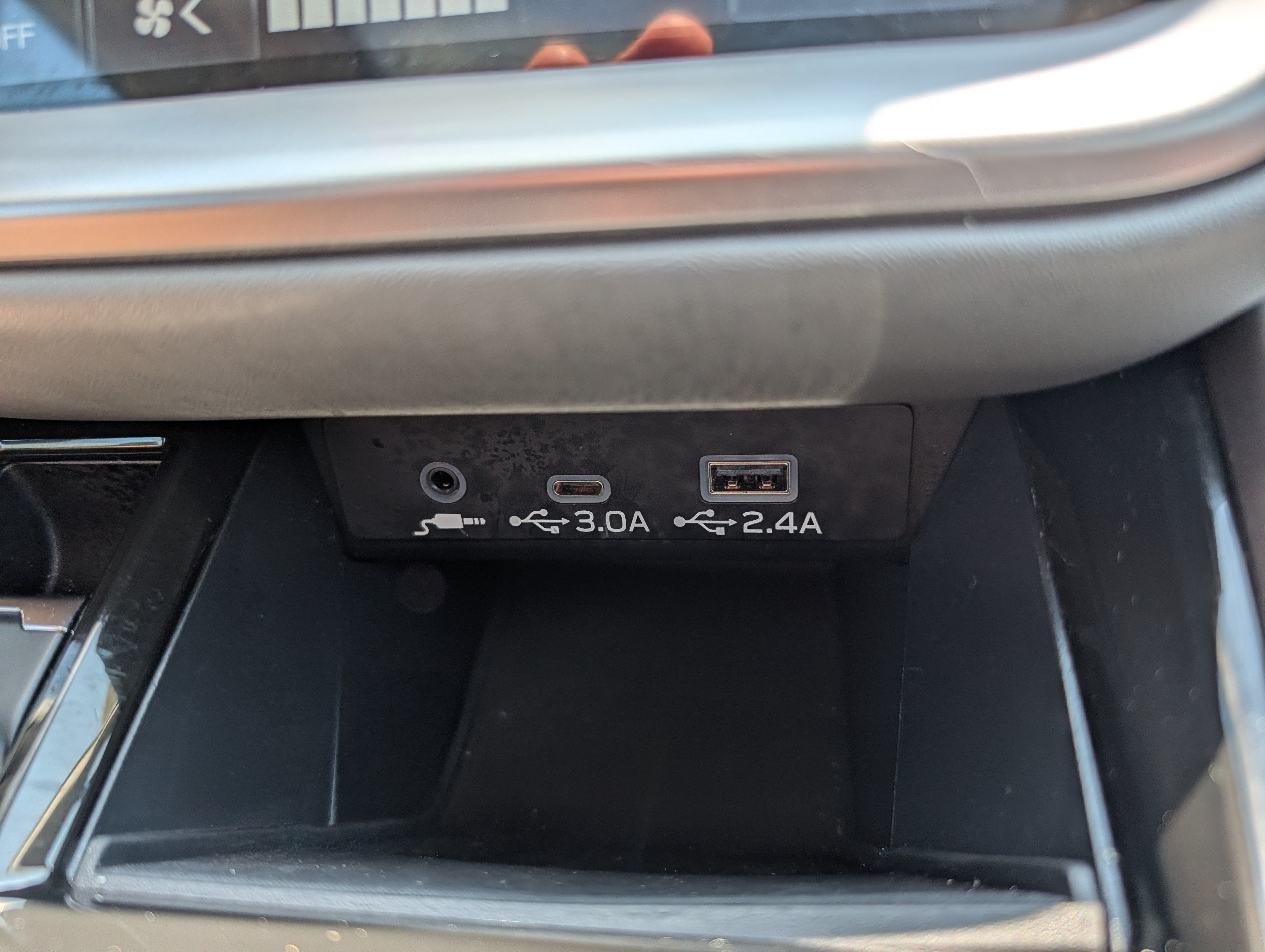 Certified 2025 Subaru Outback Onyx Edition AWD/4WD image 33