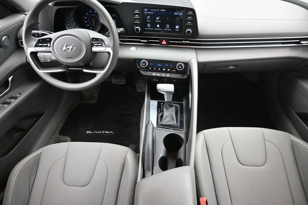 Certified 2023 Hyundai Elantra SEL FWD image 12